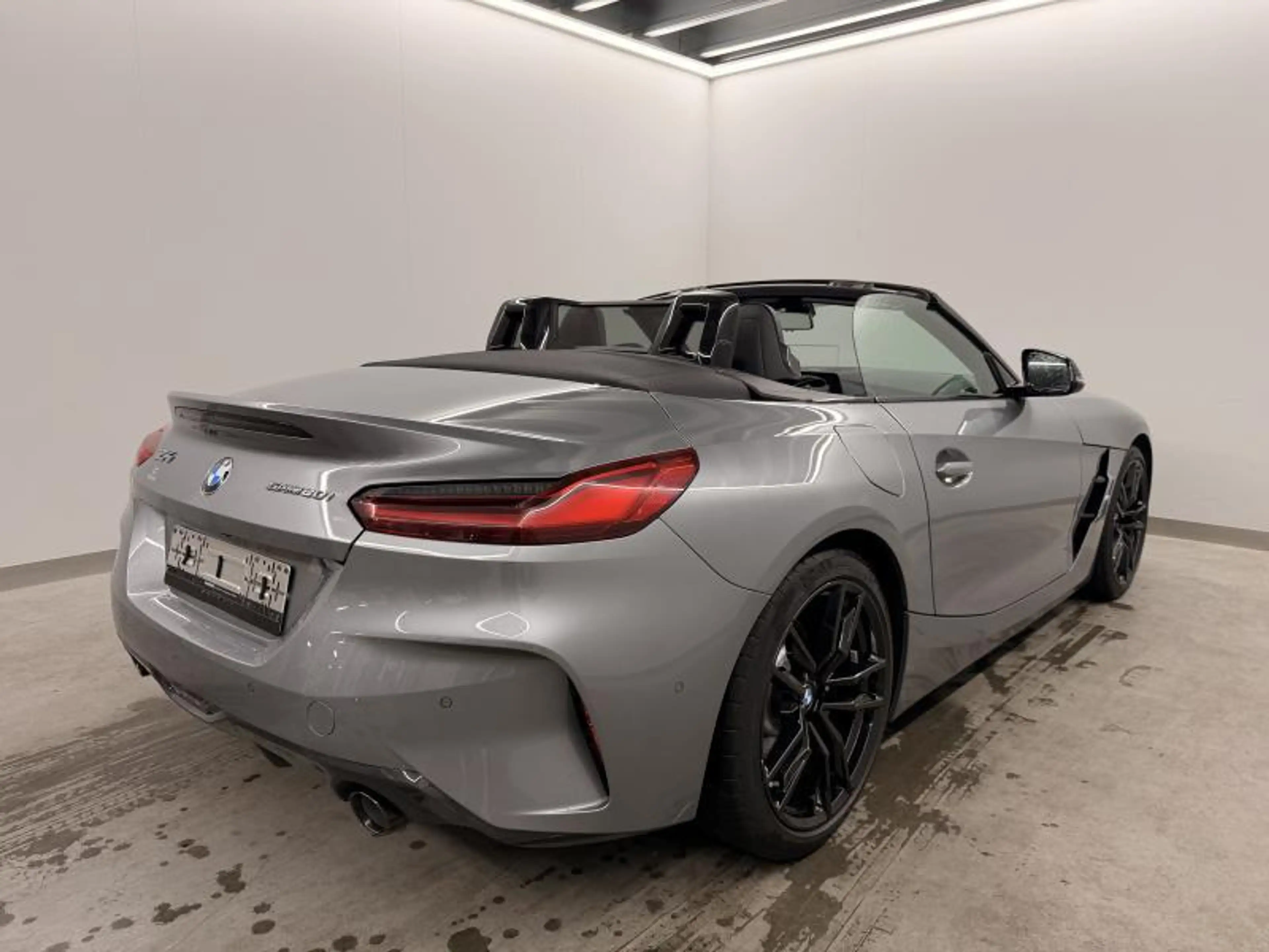 BMW Z4 sDrive 2.0i — photo 4