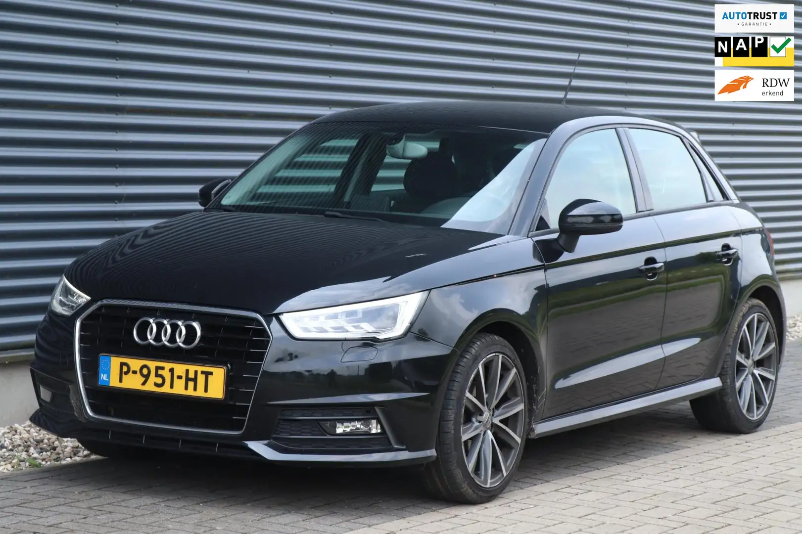 Audi A1 Sportback 1.0 TFSI Sport | S-Line - LED - Facelift Nero - 1