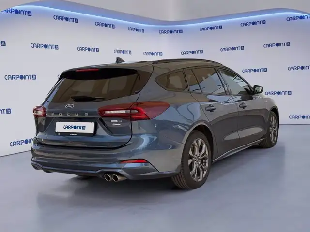 Ford Focus view 5