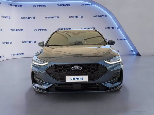 Ford Focus view 8