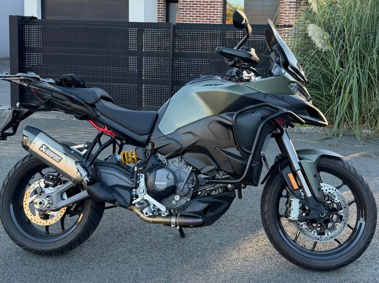 Ducati Multistrada V2 S