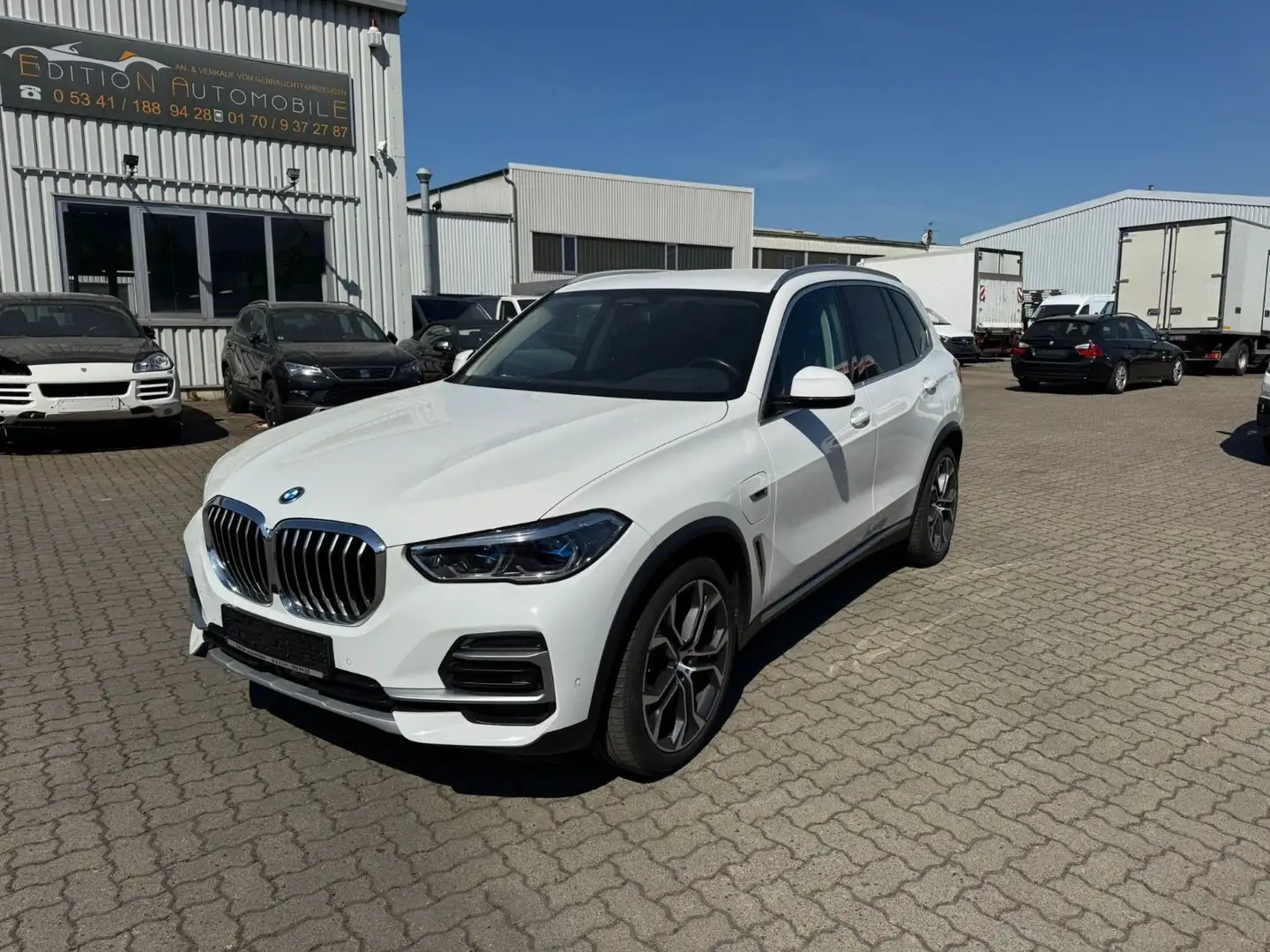 BMW X5 xDrive 45 e xLine-LUFTFEDERUNG-21 ZOLL-LASER Bílá - 1