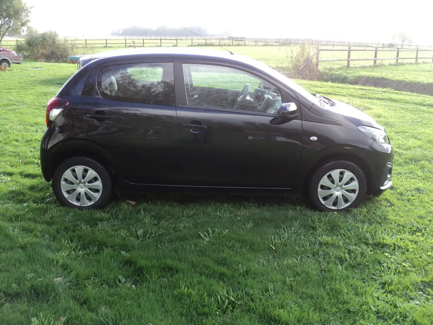 Peugeot 108 108 1.0 e-VTi Active AIRCO/GEEN INRUIL/Nw APK/NAP Černá - 2