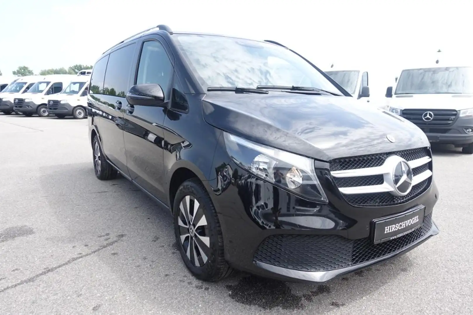 Mercedes-Benz V 300 d EDITION lang Liege-Paket+AHK2,5to Schwarz - 2