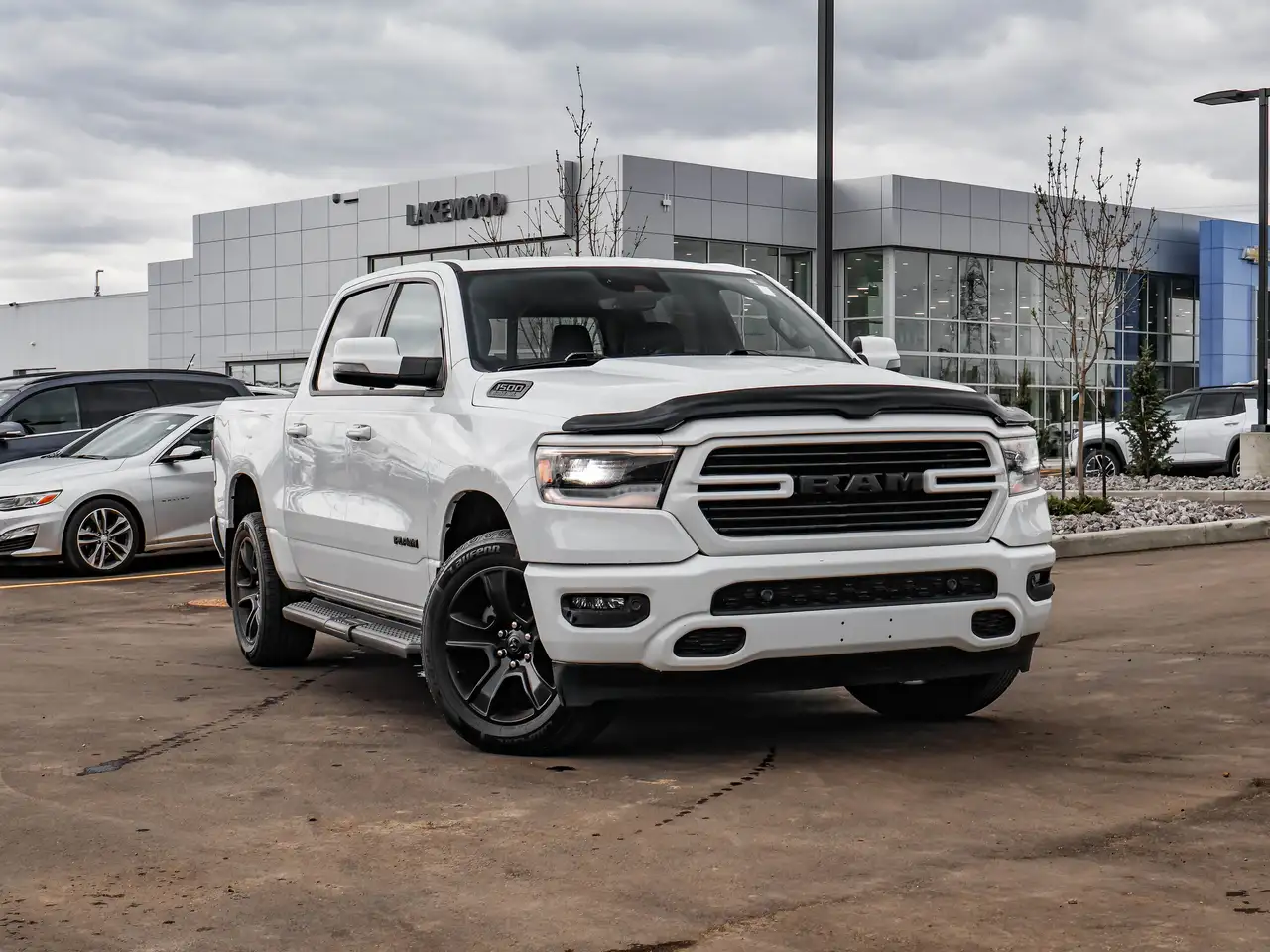 RAM 1500 снимка RAM 1500
