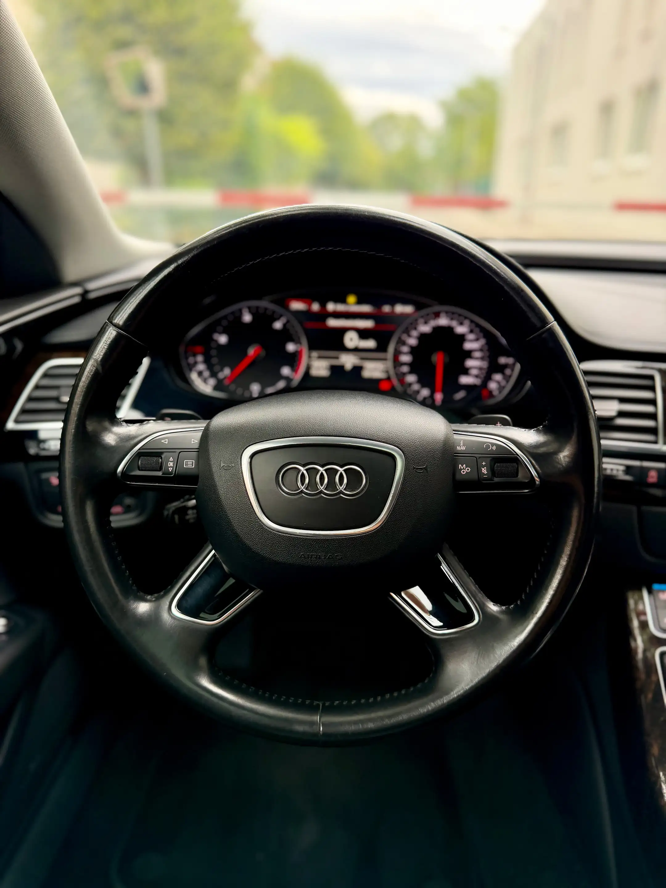Audi A8 3.0 TDI clean diesel quattro — photo 13