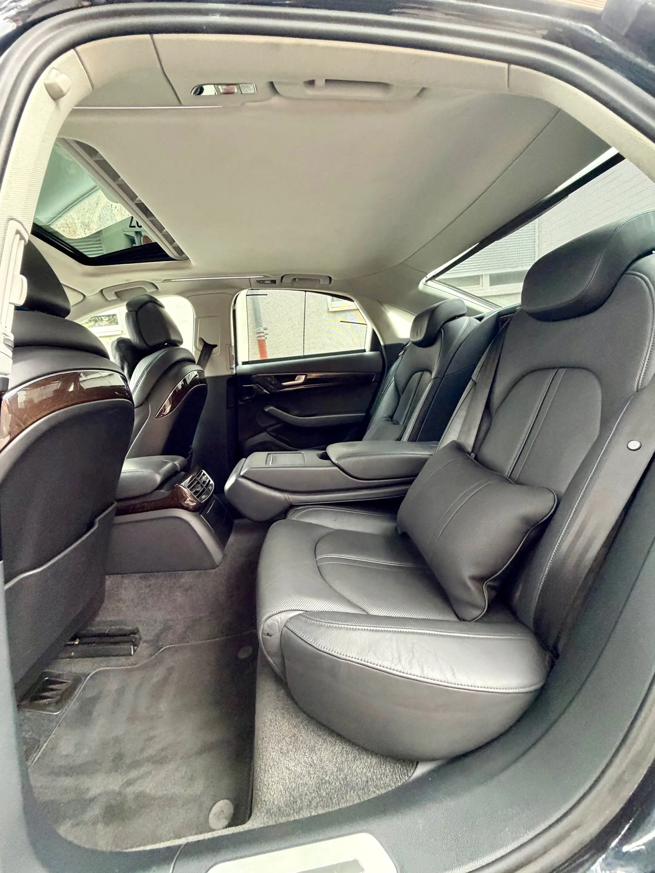 Audi A8 3.0 TDI clean diesel quattro — photo 10