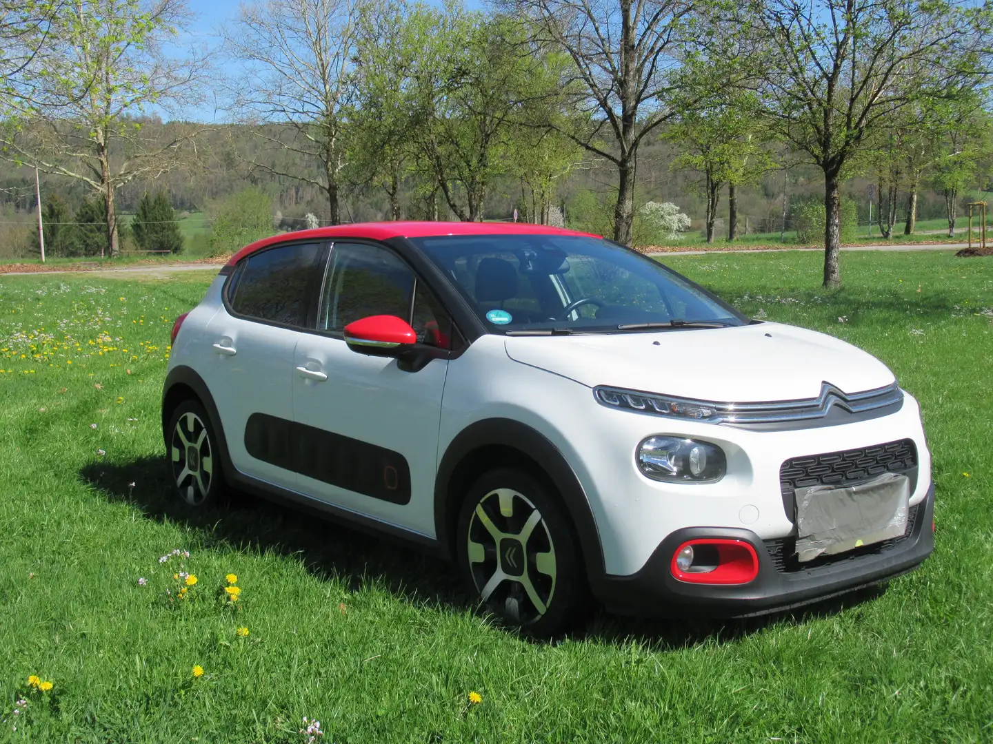 Citroen C3 1.2 PureTech 110 SHINE - 1