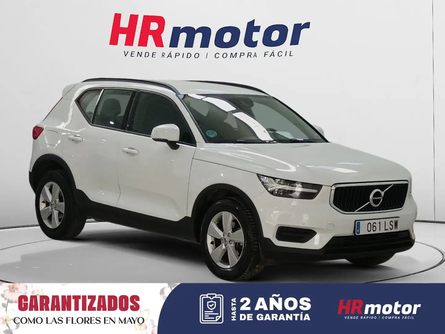 Volvo XC40 T2 Momentum Core Blanco - 1