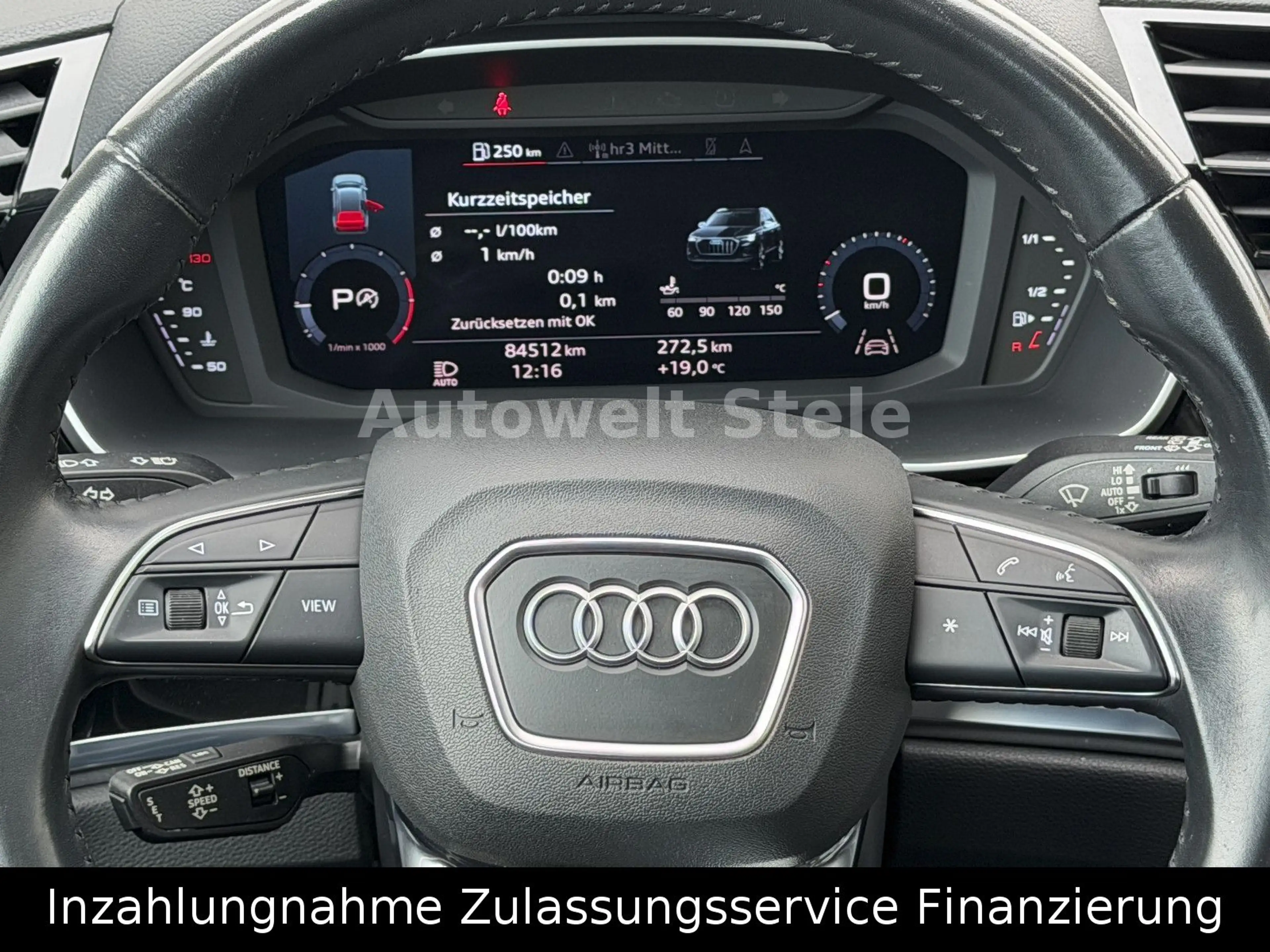 Audi Q3 35 TFSI 1HAnd Navi Kamera AHK — photo 14
