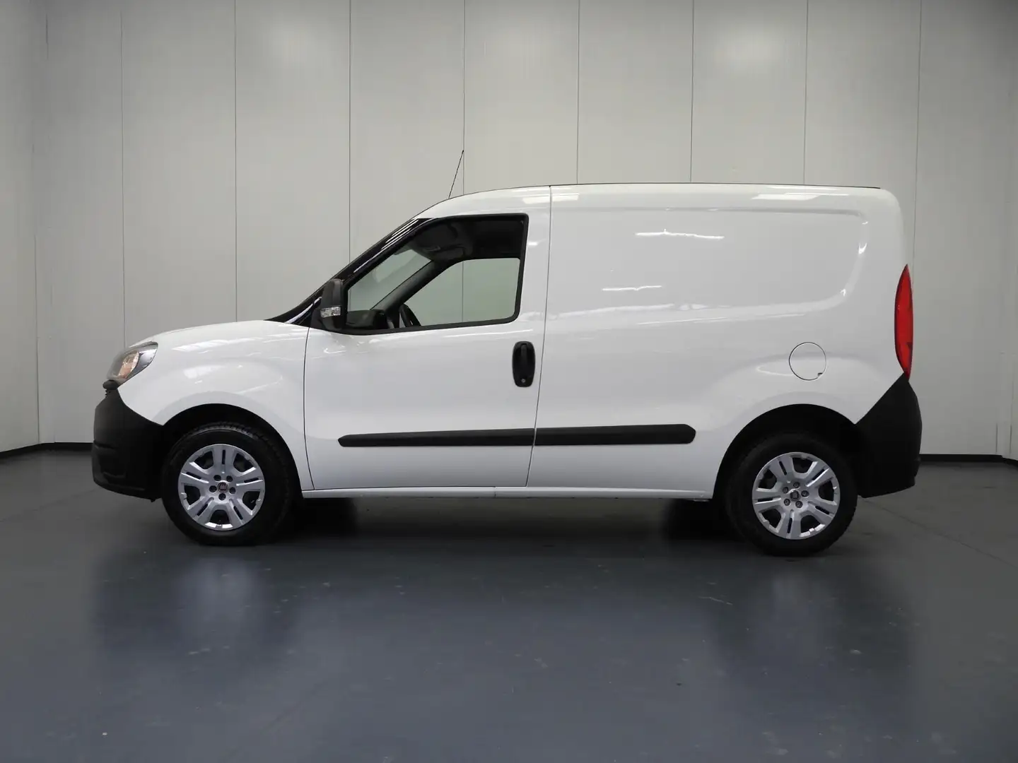 Fiat Doblo Cargo 1.3 MJ L1H1 Actual MARGE/3-ZITS/AIRCO/SCHUIF - 2