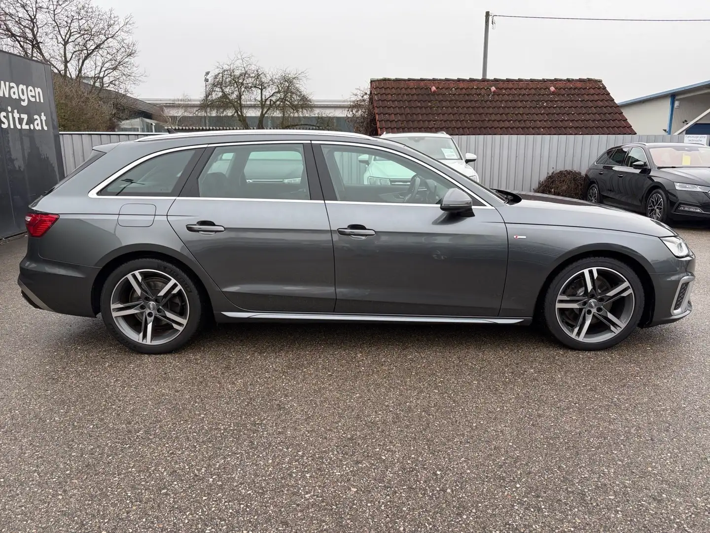 Audi A4 Avant 30 TDI S-tronic S-LINE | ACC Grau - 2