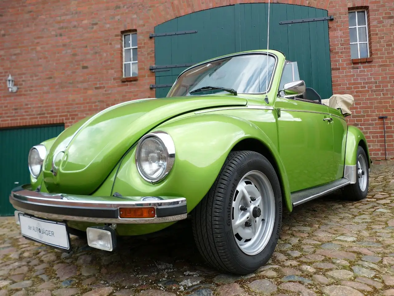 Volkswagen Käfer 1303 Cabriolet in viperngrün metallic!, foto 1
