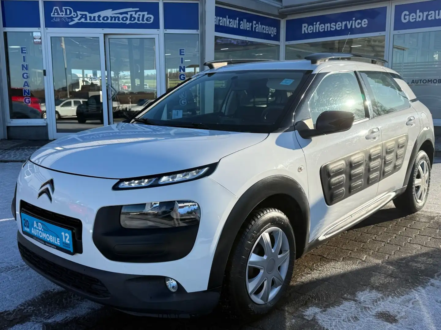 Citroen C4 Cactus Feel Weiß - 1