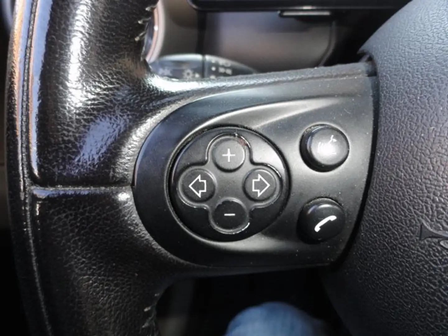 MINI Cooper SD ALL 4 Black - 2