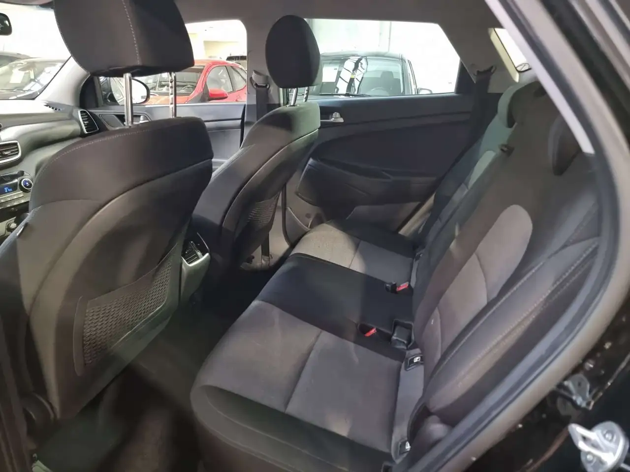 Hyundai TUCSON 1.6 CRDi MHD Feel DCT 136cv Automatique Gps*Camera, миниатюра 8