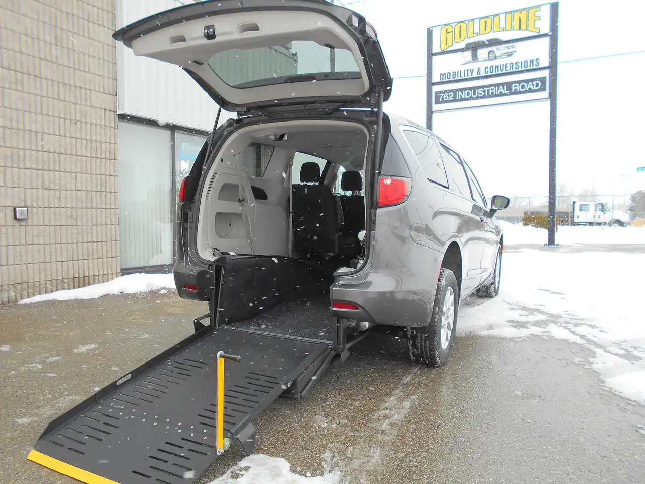 2023 Chrysler Grand Caravan