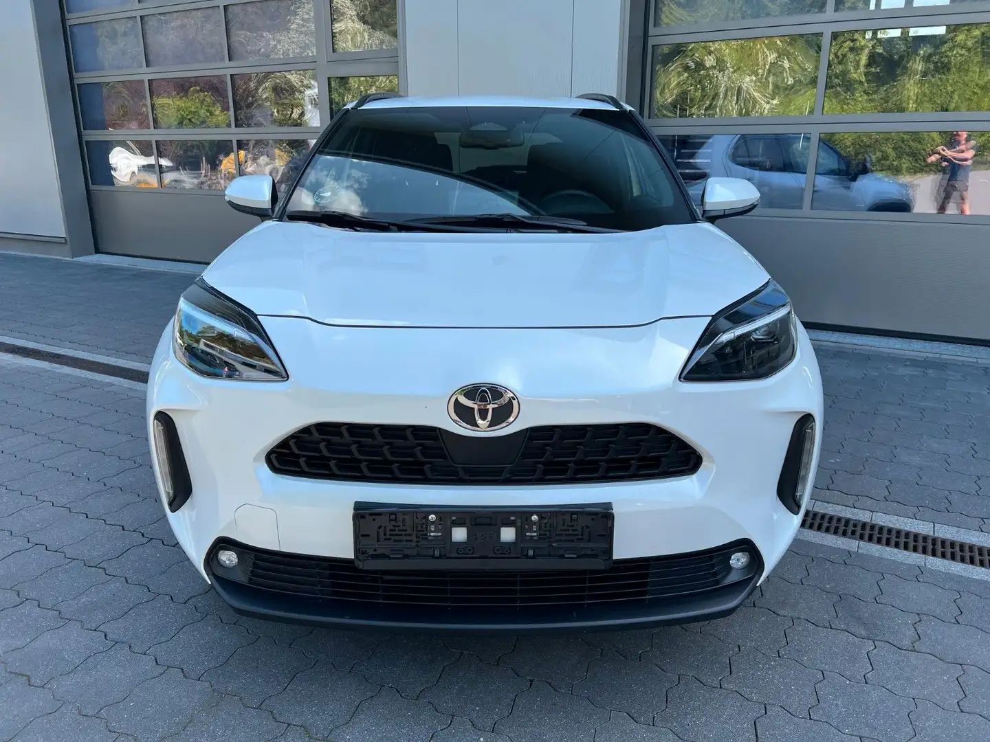 Toyota Yaris Cross 1.5 Hybrid Style 2024 NAVI+LED+SMART White - 2