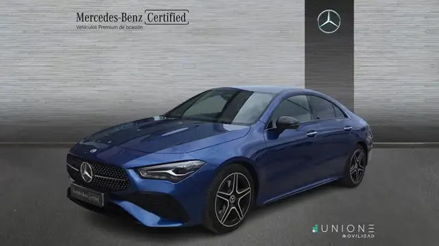 Mercedes-Benz CLA 200 7G-DCT