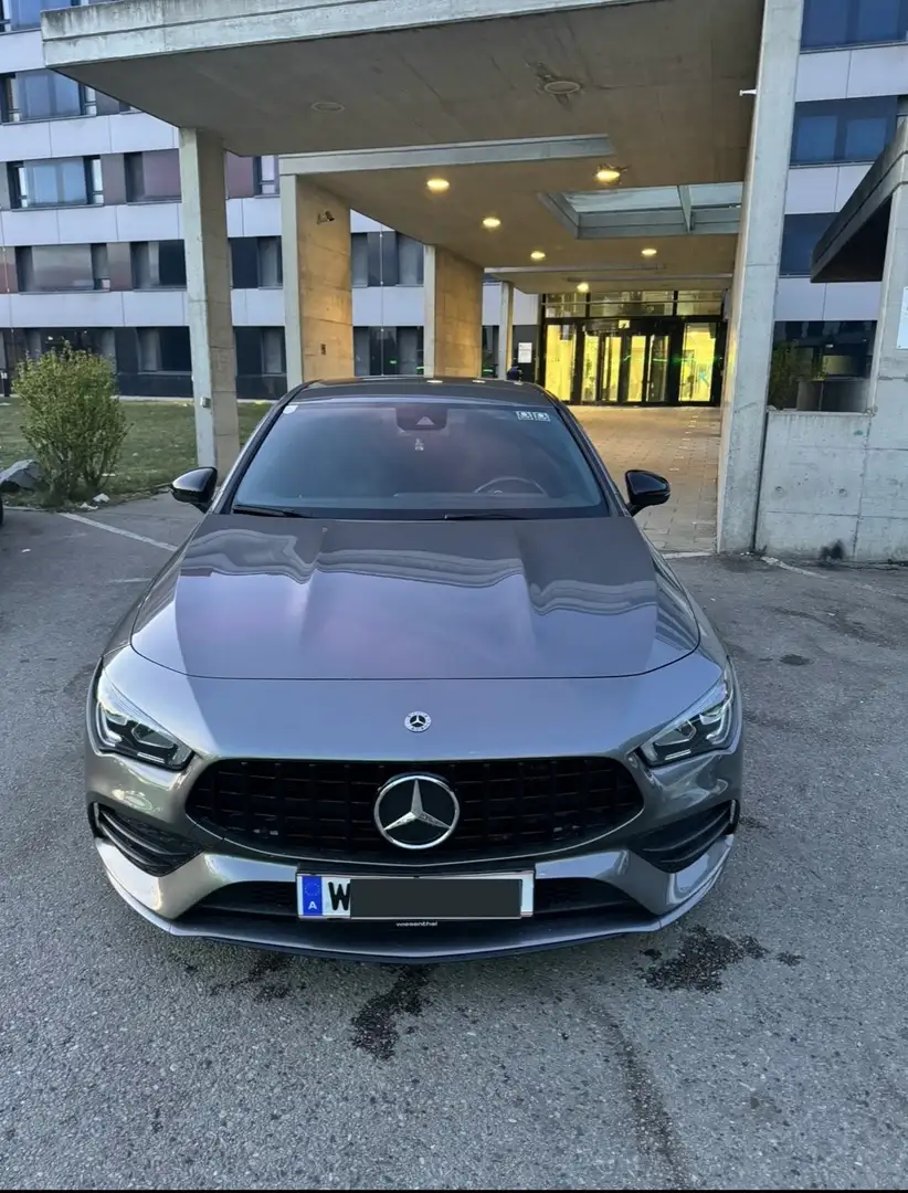 Mercedes-Benz CLA 220 d - 1