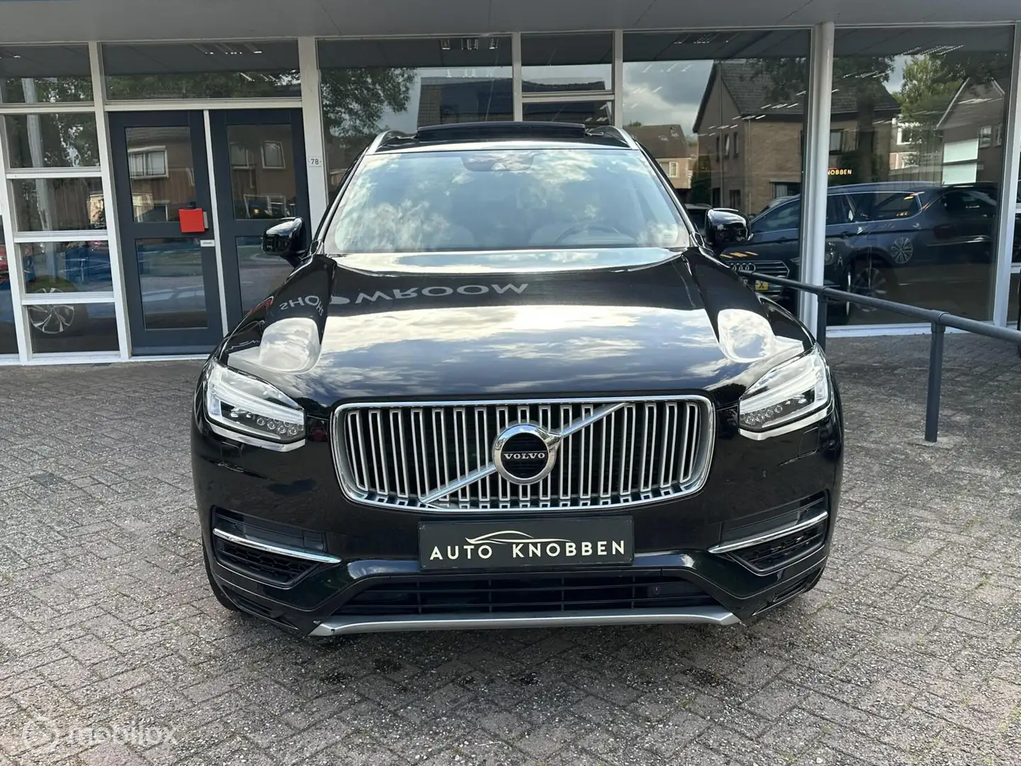 Volvo XC90 2.0 T8 Twin Engine AWD Inscription Leer, Pano, LM. Zwart - 2