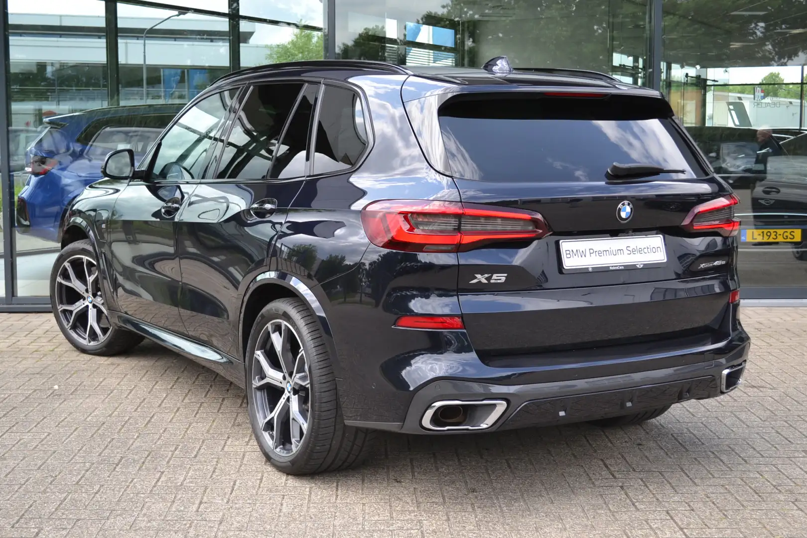 BMW X5 xDrive45e High Executive M Sport Automaat / Adapti Zwart - 2
