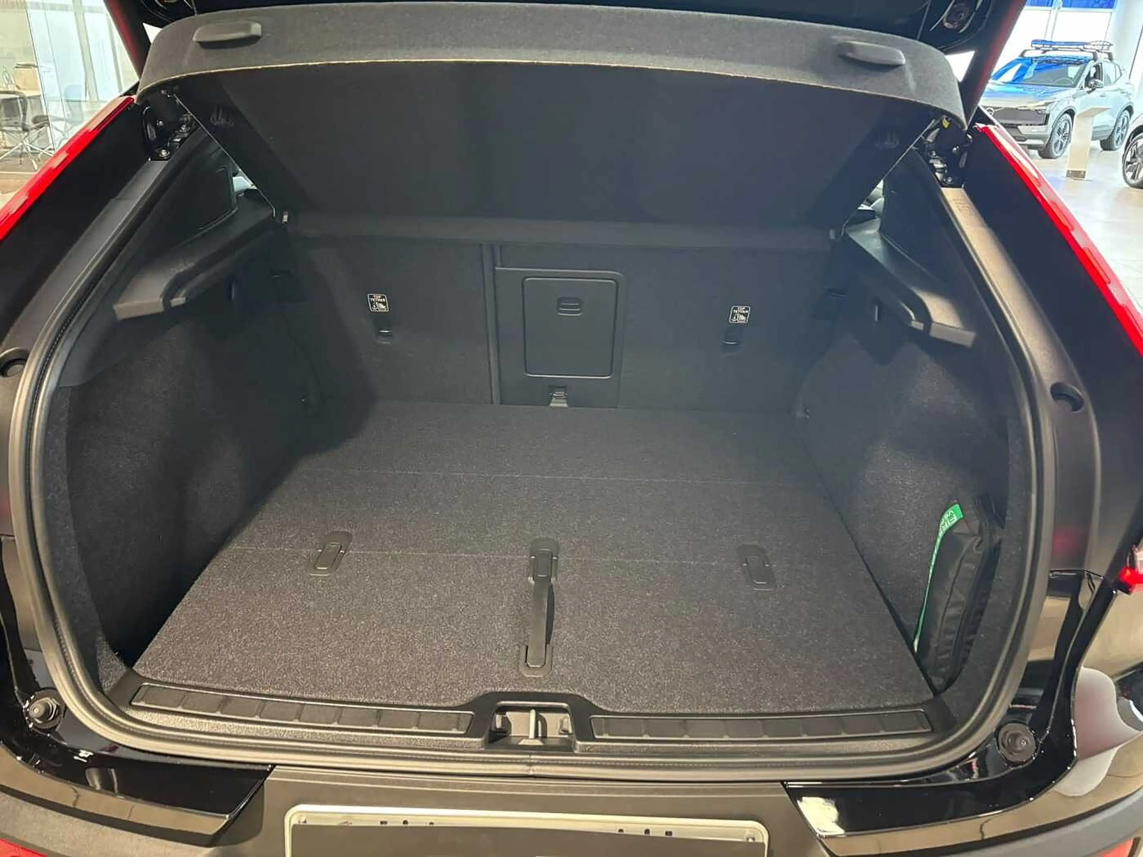 Volvo C40 Plus, Single Motor Extended Range '3 ANS DE GARANT — photo 6