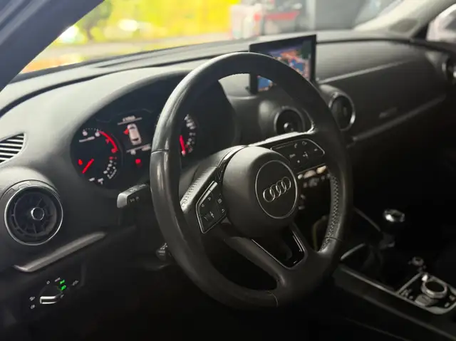 Audi A3 view 7