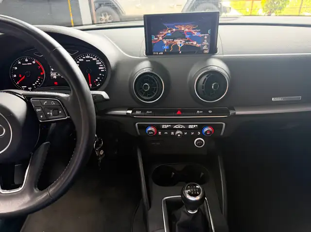 Audi A3 view 9