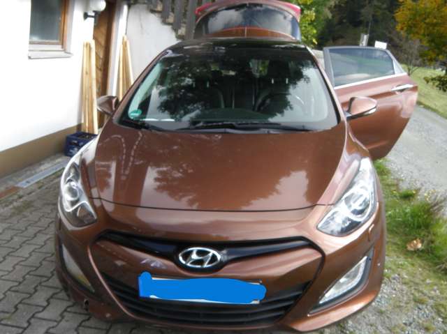 Imagine Hyundai i30 i30 1.6 CRDi Style