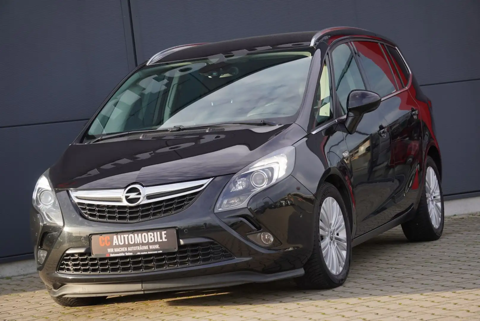 Opel Zafira 2.0 CDTi Innovation/Navi/AHK/Xenon/Kamera Schwarz - 2