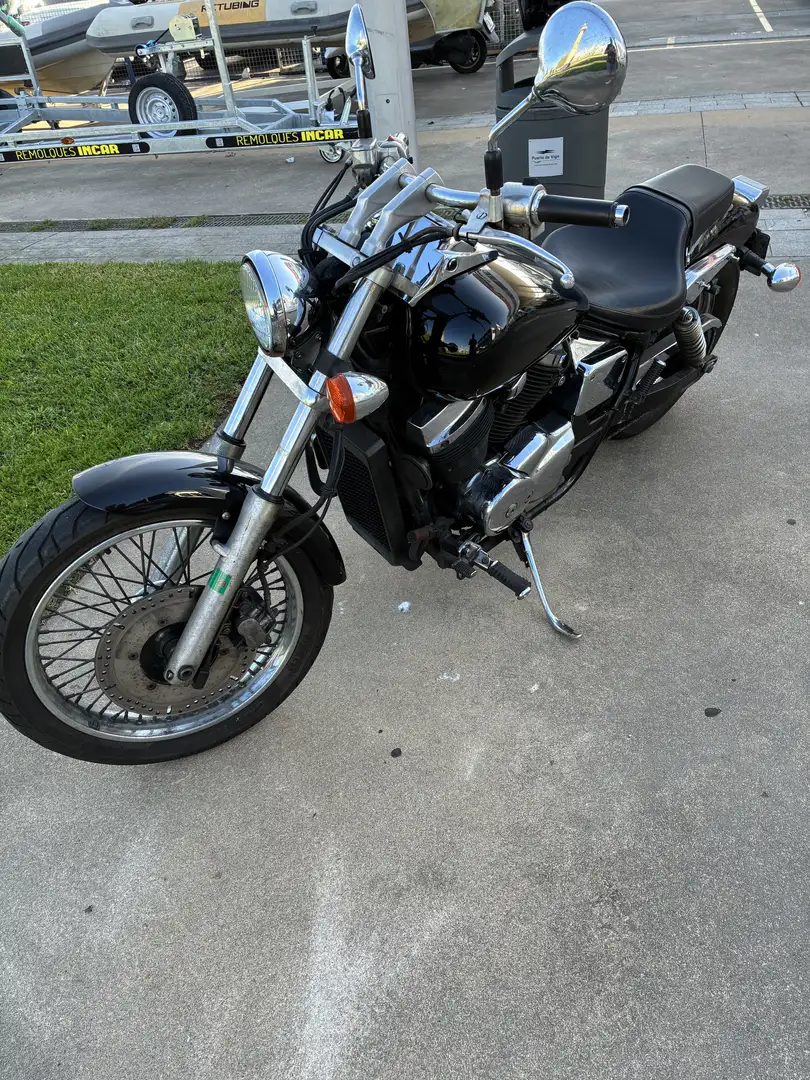 Honda VT 750 Black Widow - 2