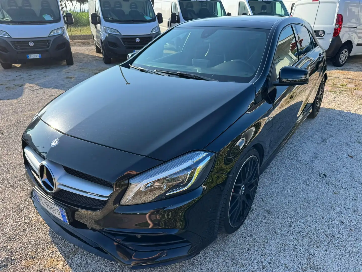 Mercedes-Benz A 45 AMG 4matic 381cv AUT/TETTO/RETROCAMERA/HARMAN KARDON Nero - 2