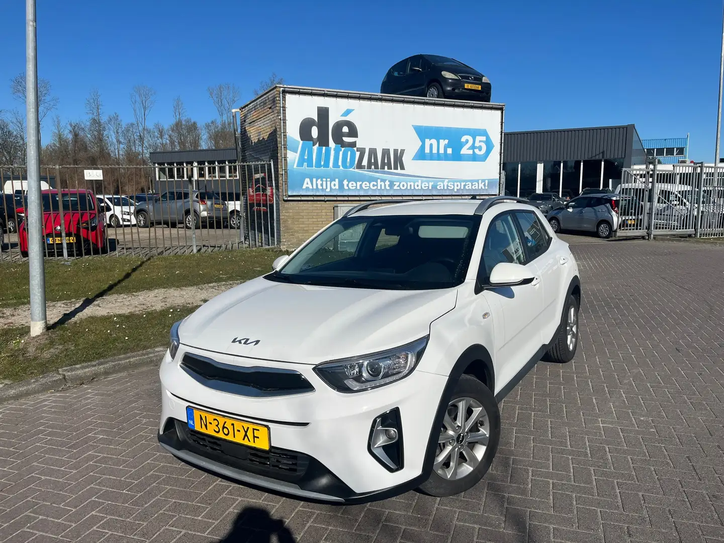 Kia Stonic 1.0 T-GDi MHEV DynamicLine Wit - 1