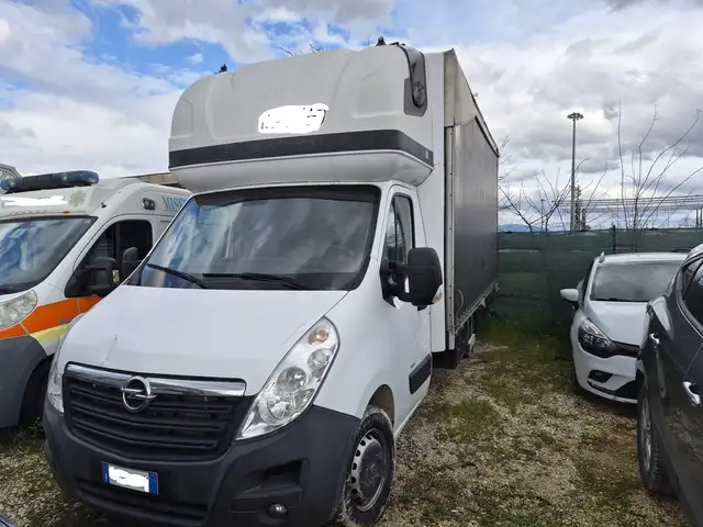 Opel Movano cabinato con unita abitativa