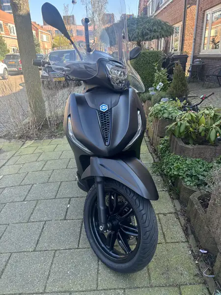 Piaggio Beverly 400 - foto 2