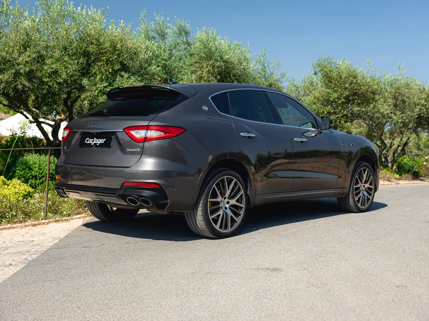 Maserati Levante Q4 Diesel Gris - 2