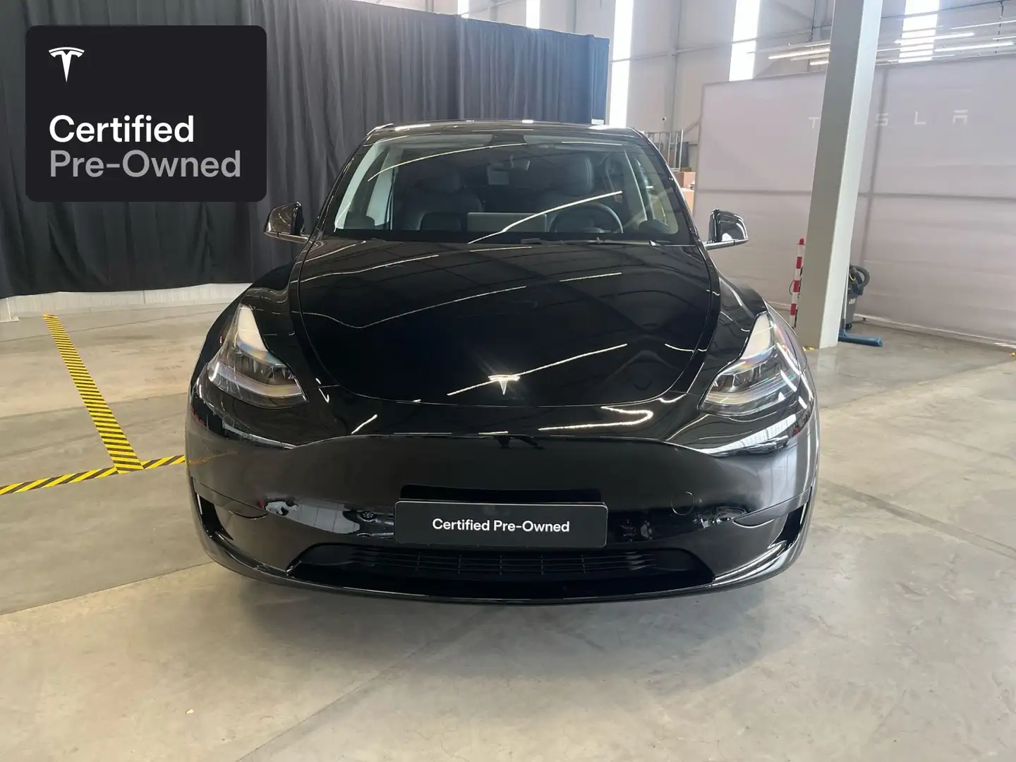 Tesla Model Y Rear-Wheel Drive “Certified Pre-Owned” Zwart - 2