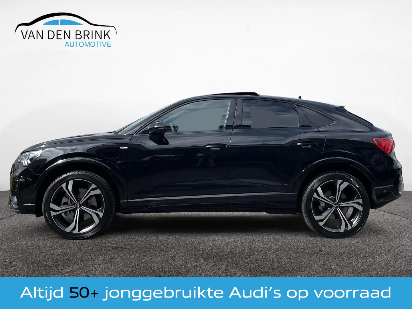 Audi Q3 Sportback 45 TFSIe S-line Black Pano sfeerverlicht Zwart - 2