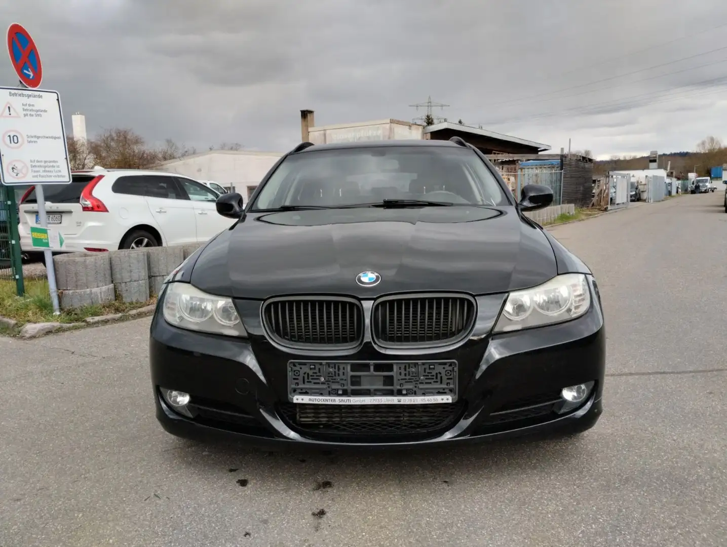 BMW 320 Baureihe 3 Touring 320d xDrive Schwarz - 2
