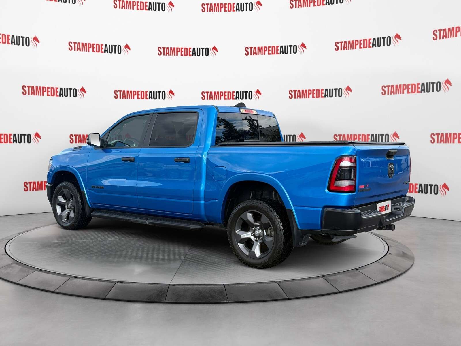 2023 RAM 1500 Big Horn | E-TORQUE | 4X4 | HEATED LEATHER SEATS | — снимка 1