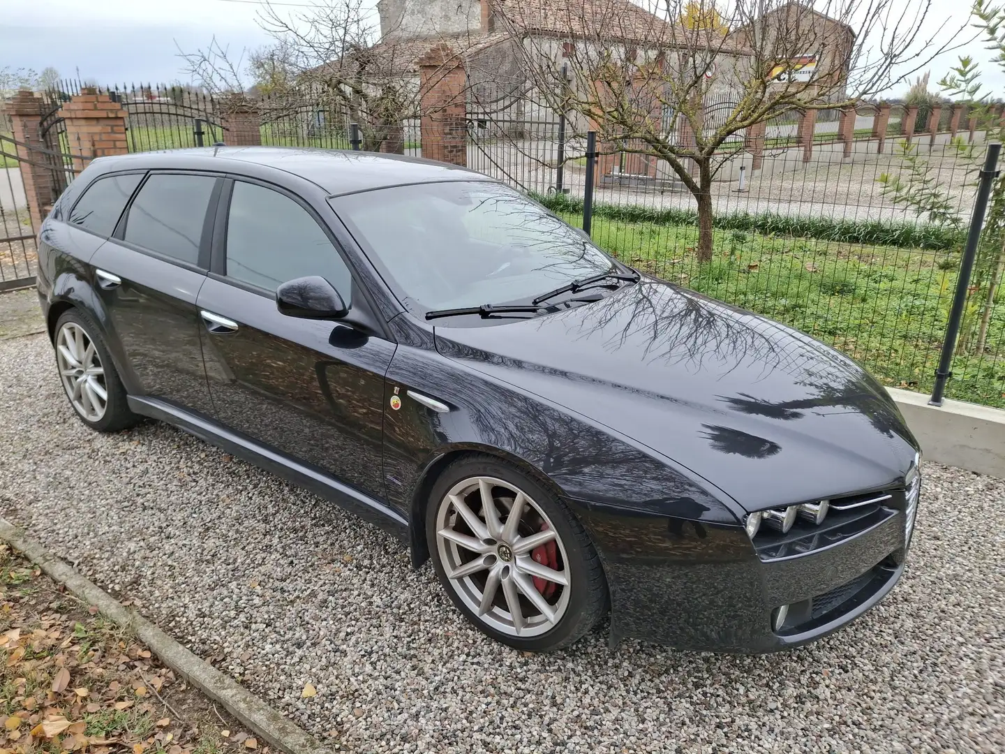 Alfa Romeo 159 SW 2.0 jtdm Distinctive TI pack 170cv Nero - 1