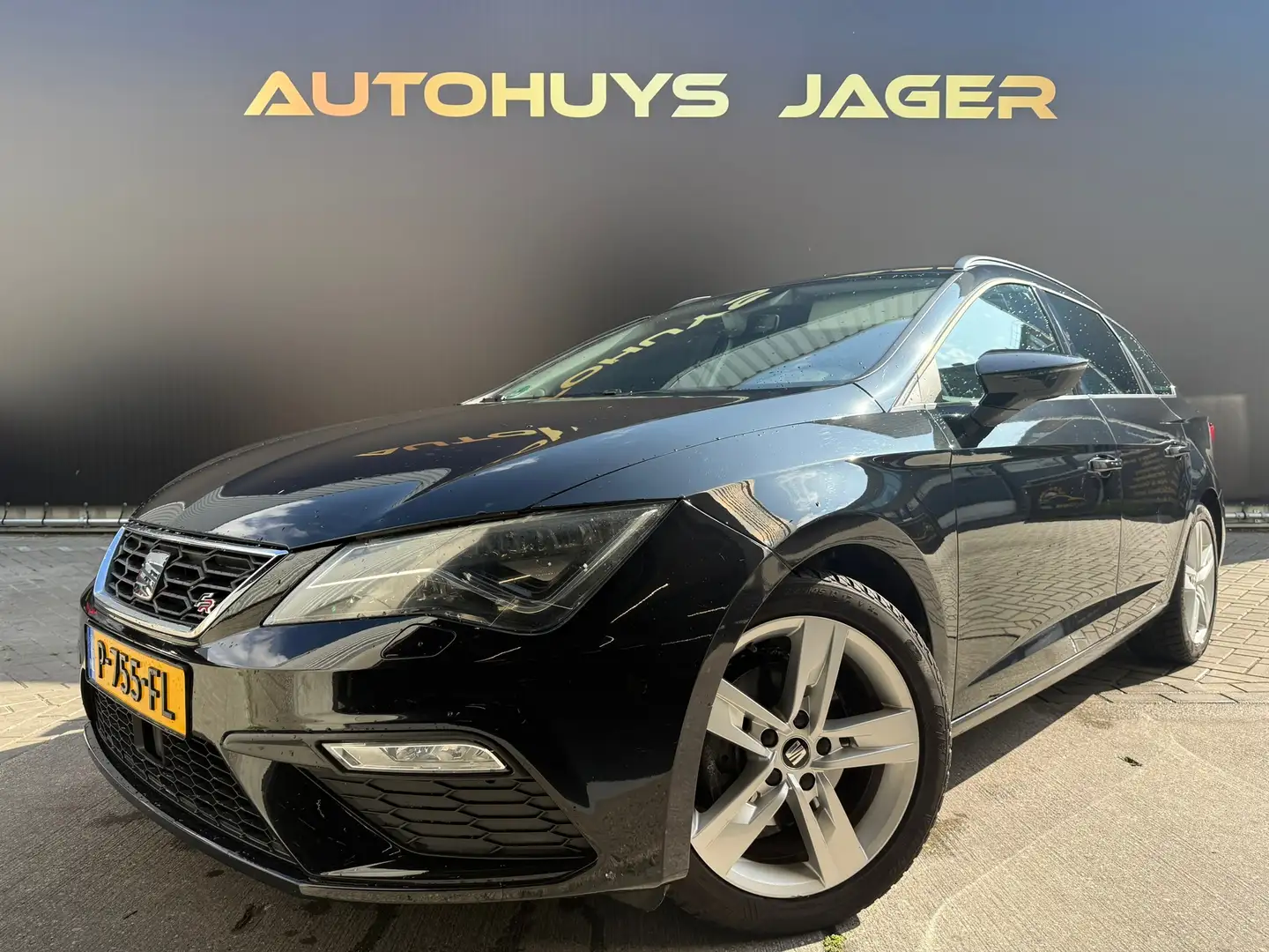 SEAT Leon ST 1.5 TSI FR Business Intense Noir - 1