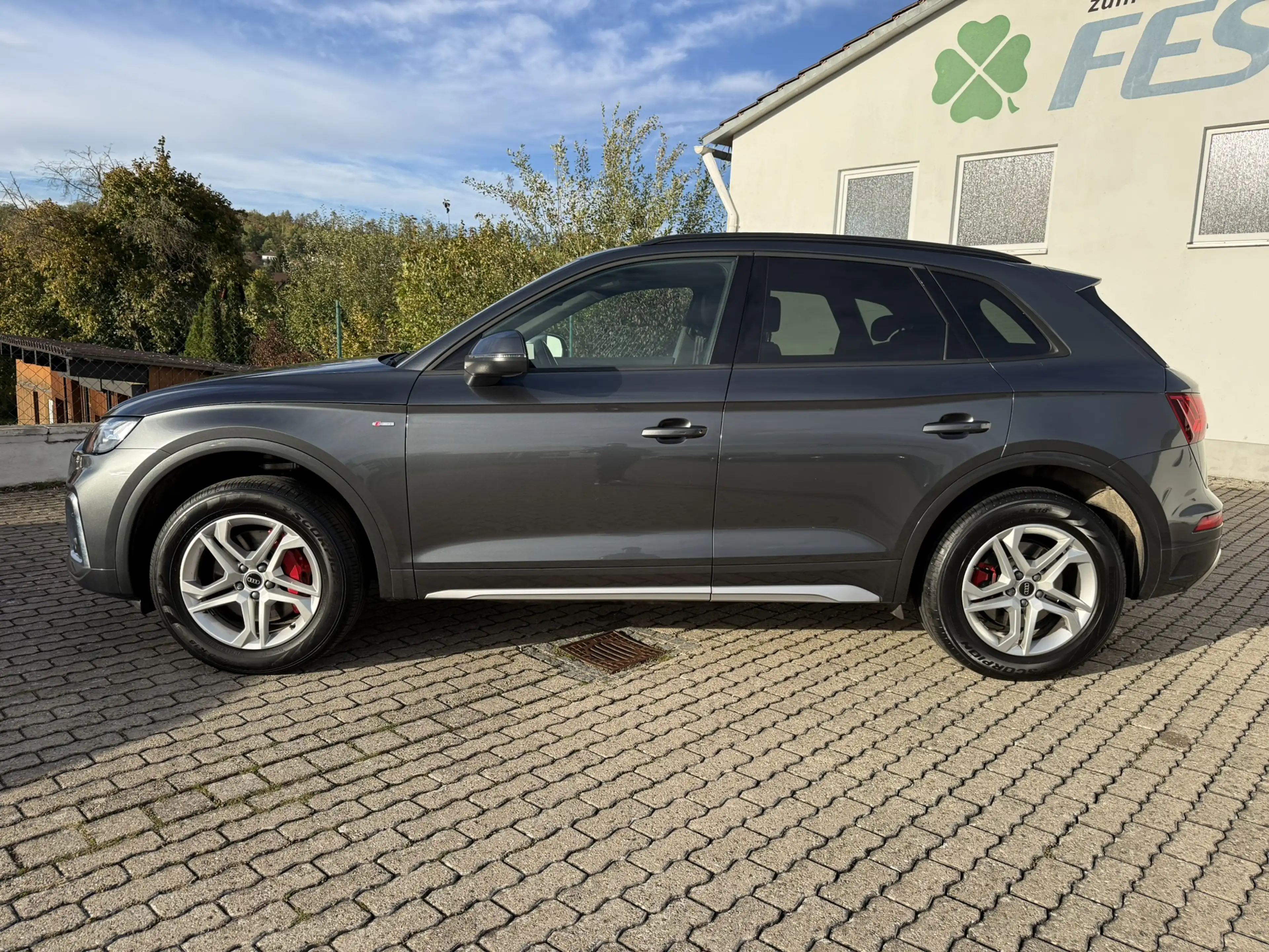 Audi Q5 S line 50 TDI qu. tiptr. ACC AHK KAM MATRIX PANO — photo 9