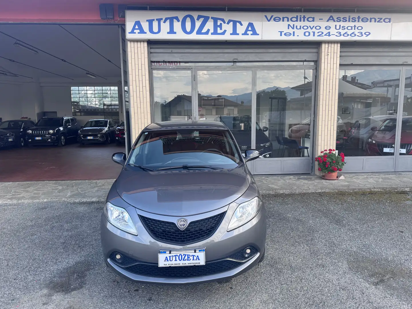 Lancia Ypsilon 1.2 Gold Gpl 69cv No Obbligo Finanz. Grigio - 2
