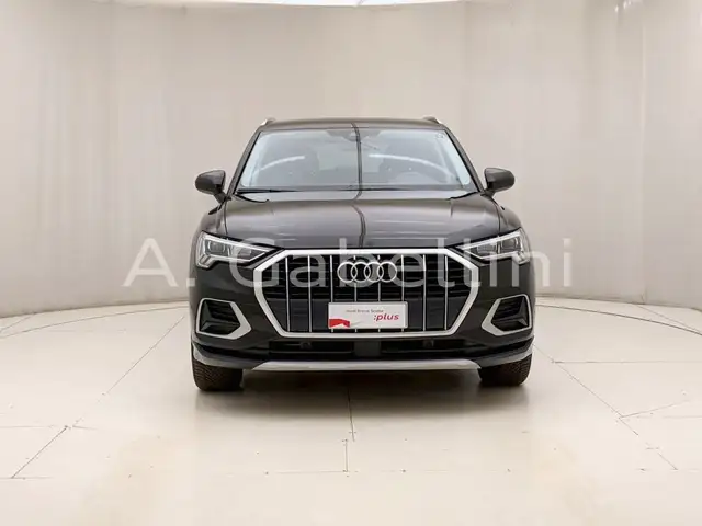 Audi Q3 view 2