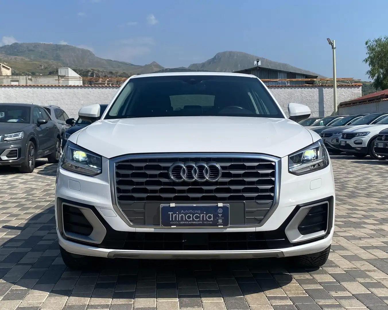 Audi Q2 Admired 2.0 TDI 150CV s-tronic 35 Bianco - 2