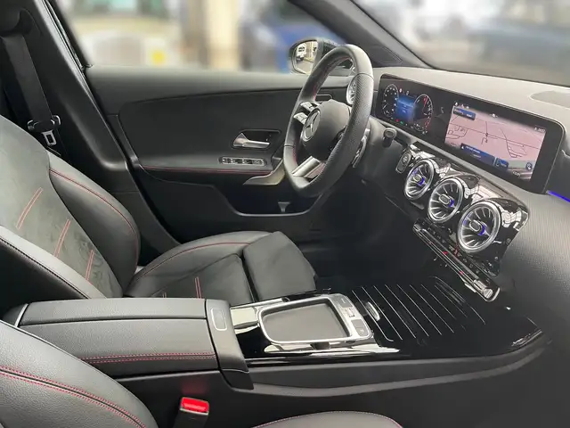 Mercedes-Benz A-Class view 10