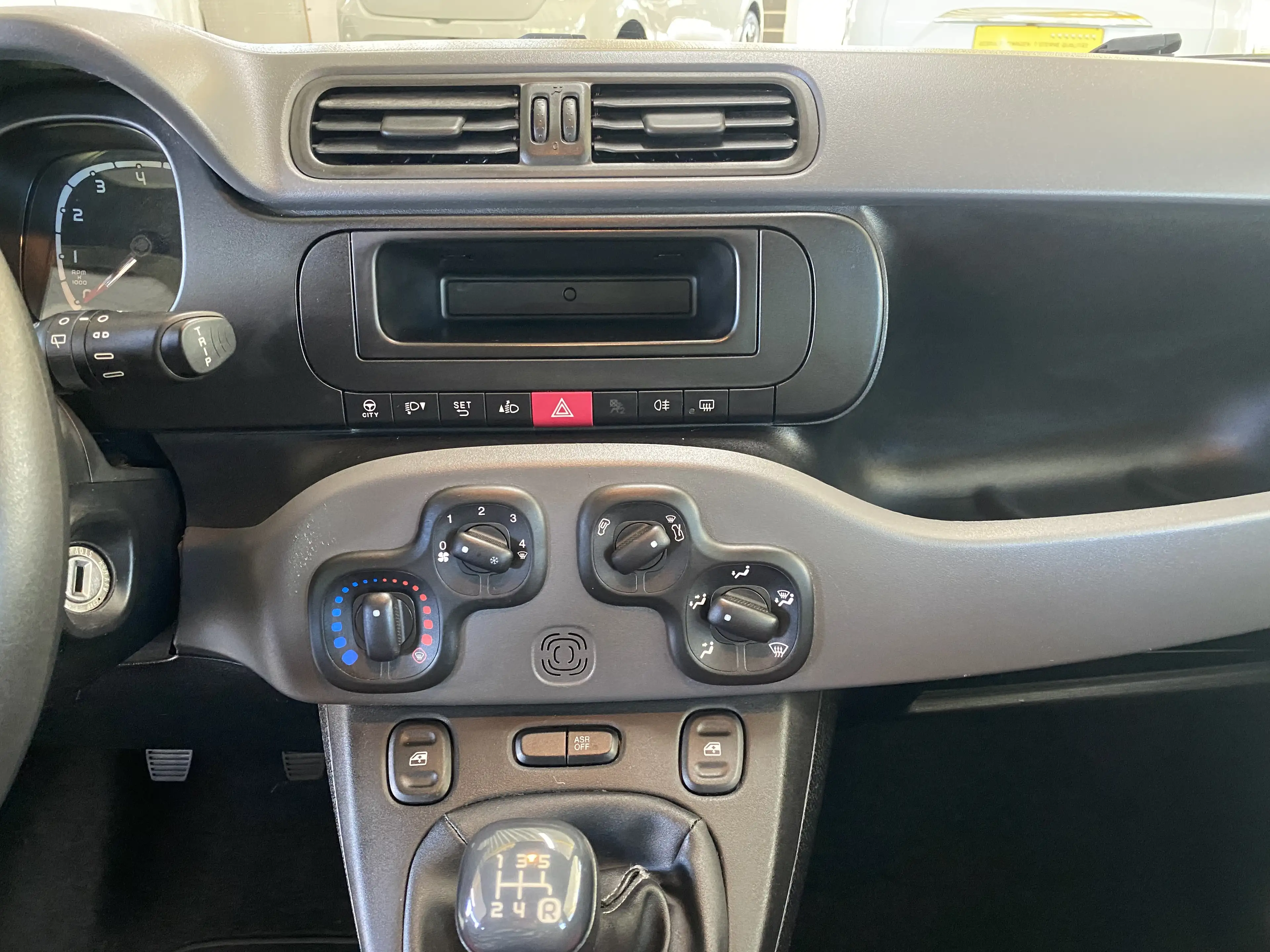 Fiat Panda Pop — photo 12