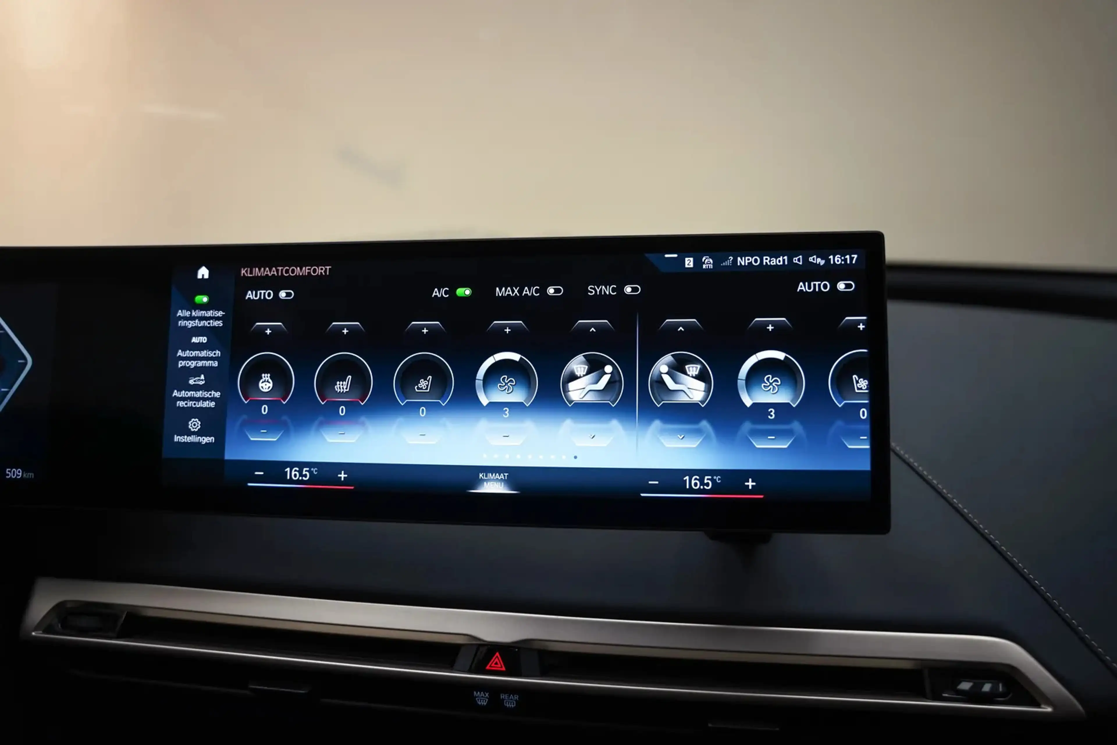 BMW iX xDrive50 M Sport High Executive 112 kWh [ Panorama — photo 9